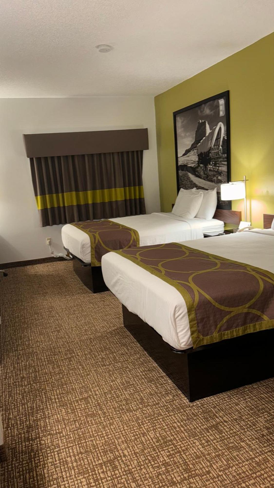 Forest City Inn Eksteriør bilde